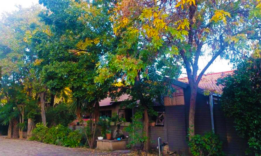 5 Bedroom Property for Sale in Van Der Hoff Park North West